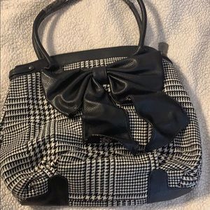Jessica Simpson bag
